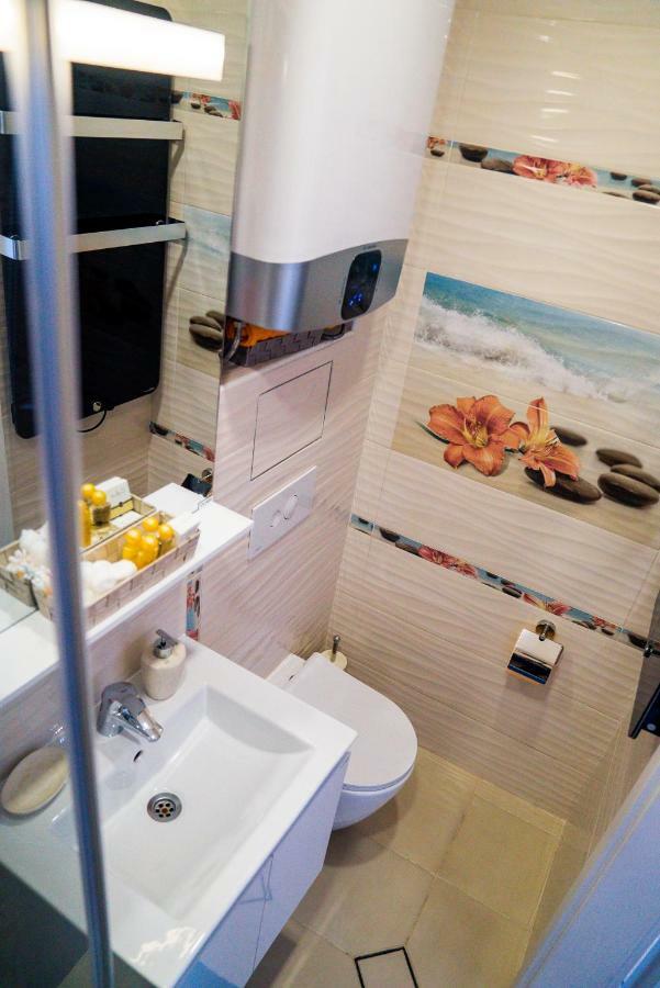 Sofia Central Pretty Apartment ภายนอก รูปภาพ