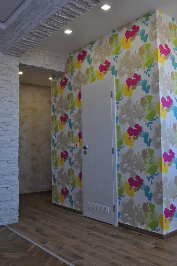 Sofia Central Pretty Apartment ภายนอก รูปภาพ